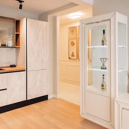 Vision North Likehome * Bucharest