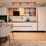 Апартаменти Vision North Likehome Бухарест