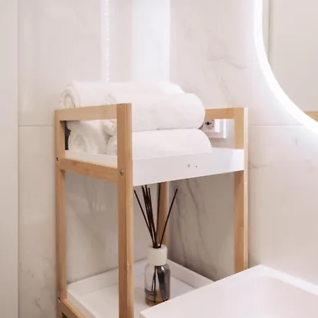 Vision North Likehome * Bukarest