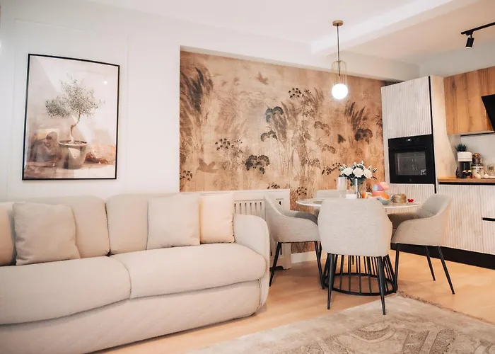 Vision North Likehome * Bukarest